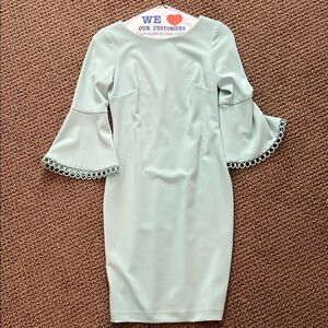 Elegant Mint Green Dress with Flared Sleeves